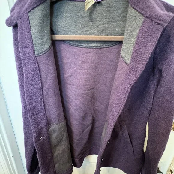 Women's Medium Ibex cardigan in deep plum - Picture 9 of 10